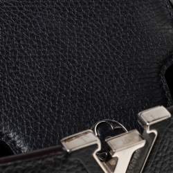 مملوكة مسبقًا Louis Vuitton Black Leather and Python Capucines BB Bag