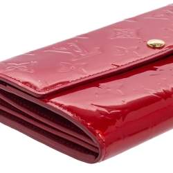 مملوكة مسبقًا محفظة لوي فيتون سارة جلد فيرنيه مونوغرامي بوم دامور أحمر 