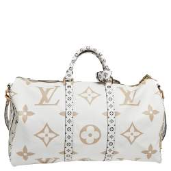 مملوكة مسبقًا حقيبة لوي فيتون كيبال باندوليير 50 كانفاس جاينت مونوغرامي أخضركاكي /بيج 