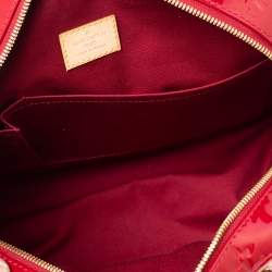 Pre Owned Louis Vuitton Pomme D’amour Vernis Summit Drive Bag