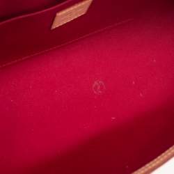 Pre Owned حقيبة لوي فيتون روكسبري دريف جلد لامع مونوغرامي أحمر