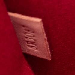 Pre Owned حقيبة لوي فيتون روكسبري دريف جلد لامع مونوغرامي أحمر