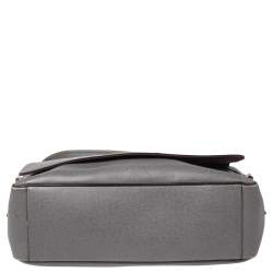 Pre Owned حقيبة لوي فيتون رومان جلد تايغا رصاصي GM