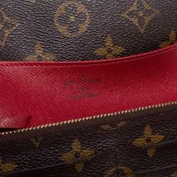 مملوكة مسبقًا محفظة لوي فيتون "ايميلي" كانفاس مونوغرامي