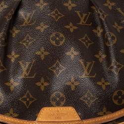 مملوكة مسبقًا Louis Vuitton Monogram Canvas Menilmontant PM Bag