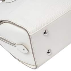 مملوكة مسبقًا Louis Vuitton White Epi Leather Pont Neuf GM Bag
