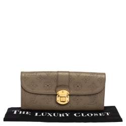 Pre Owned Louis Vuitton Grey Ebene Monogram Mahina Leather Amelia Wallet