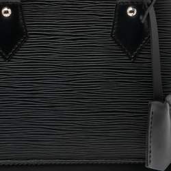 مملوكة مسبقًا حقيبة لوي فيتون ألما بي بي جلد إيبي أسود 