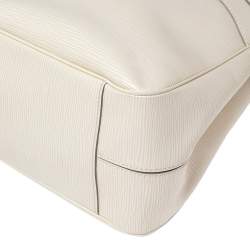 مملوكة مسبقًا Louis Vuitton Vanilla Epi Leather Passy GM Bag