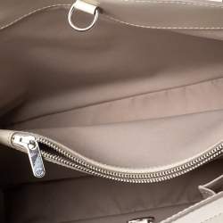مملوكة مسبقًا Louis Vuitton Vanilla Epi Leather Passy GM Bag