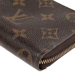 مملوكة مسبقًا محفظة عملات لوي فيتون زيبي كانفاس بني مونوغرامي