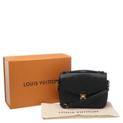 مملوكة مسبقًا Louis Vuitton Black Monogram Empreinte Pochette Métis Bag
