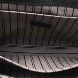 مملوكة مسبقًا Louis Vuitton Black Monogram Empreinte Pochette Métis Bag