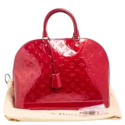 Pre Owned حقيبة لوي فيتون ألما جلد لامع مونوغرامي أحمر داكن GM