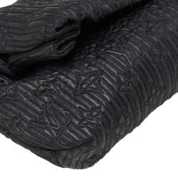 مملوكة مسبقًا Louis Vuitton Black Altair Monogram Motard Pochetto Clutch Bag