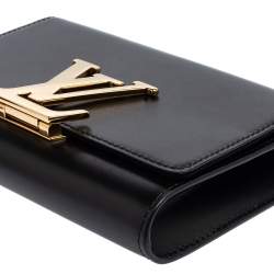 Pre Owned Louis Vuitton Black Leather Chain Louise MM Bag