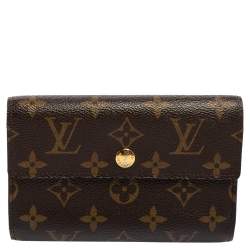 Lot 7 - Louis Vuitton Damier Azur French Wallet
