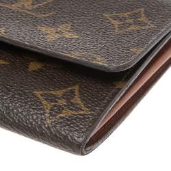 مملوكة مسبقًا Louis Vuitton Monogram Canvas Sarah Wallet