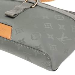 مملوكة مسبقًا Louis Vuitton Grey Monogram Titanium Canvas Messenger 