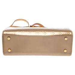 مملوكة مسبقًا Louis Vuitton Beige Poudre Monogram Vernis Brea GM Bag