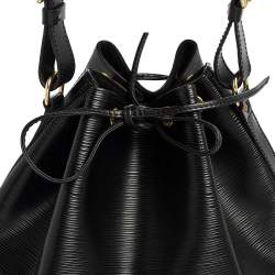 Pre Owned Louis Vuitton Black Epi Leather Vintage Noé Bag