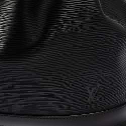 Pre Owned Louis Vuitton Black Epi Leather Vintage Noé Bag