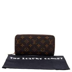 مملوكة مسبقًا Louis Vuitton Monogram Canvas Zippy Wallet