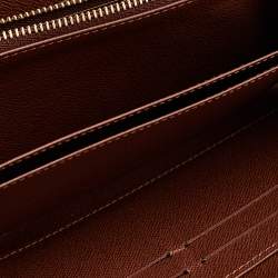 مملوكة مسبقًا Louis Vuitton Monogram Canvas Zippy Wallet