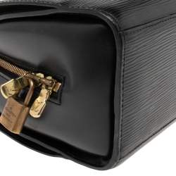 مملوكة مسبقًا حقيبة لوي فيتون بونت نوف جلد إيبي أسود متوسطة