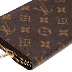 مملوكة مسبقًا محفظة لوي فيتون زيبي كانفاس مونوغرامية