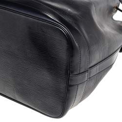Pre Owned Louis Vuitton Black Epi Leather Noe Bag