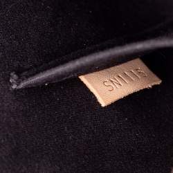 مملوكة مسبقًا حقيبة لوي فيتون ألما بي بي جلد لامع مونوغرامي أبيض وملصقات 