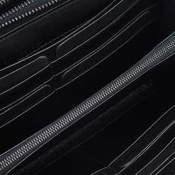 مملوكة مسبقًا Fendi Black Crocodile Leather Zip Around Wallet