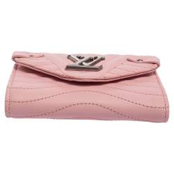 مملوكة مسبقًا Louis Vuitton Smoothie Pink Leather New Wave Compact Wallet