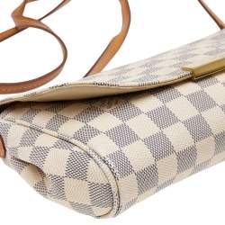 مملوكة مسبقًا حقيبة لوي فيتون فافوريت كانفاس دامييه ازور متوسطة