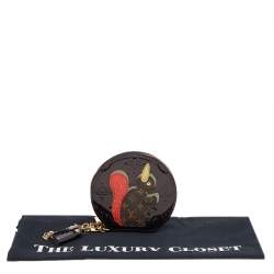 مملوكة مسبقًا محفظة معدنية مستديرة لوي فيتون أنيمانا إيكرويل سكويرل مونوغرامي عنابي