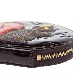 مملوكة مسبقًا محفظة معدنية مستديرة لوي فيتون أنيمانا إيكرويل سكويرل مونوغرامي عنابي