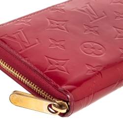 Louis Vuitton Pomme D’amour Monogram Vernis Zippy Wallet