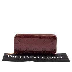 مملوكة مسبقًا محفظ ة لوي فيتون فوفيست مونوغرامي فيرنيه حمراء بسحاب
