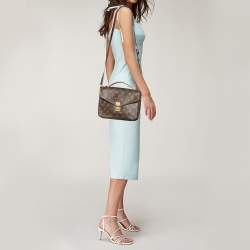 مملوكة مسبقًا Louis Vuitton Monogram Canvas Pochette Metis Bag