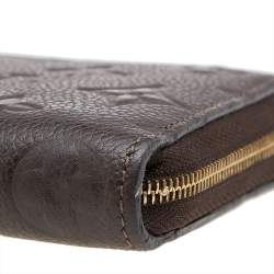 مملوكة مسبقًا محفظة لوي فيتون تير جلد إمبيرنت مونوغرامي بسحاب