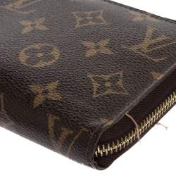 مملوكة مسبقًا Louis Vuitton Monogram Canvas Zippy Wallet