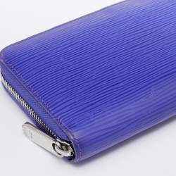 مملوكة مسبقًا محفظة لوي فيتون  جلد إيبي بنفسجي بسحاب 