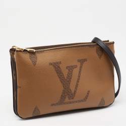 Pre Owned Louis Vuitton Monogram Giant Reverse and Monogram Canvas Double Zip Pochette