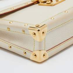 مملوكة مسبقًا Louis Vuitton White Suhali Leather L'Aimable Bag