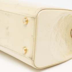 Pre Owned حقيبة لوي فيتون بريا فيرنيه مونوغرامي أبيض مرجاني متوسطة