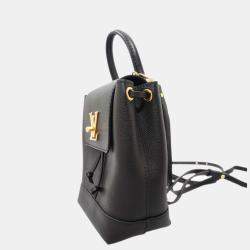 مملوكة مسبقًا Louis Vuitton Black Grained Calf Leather Lockme Backpack 