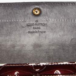 مملوكة مسبقًا Louis Vuitton Amarante Monogram Vernis Sarah Wallet