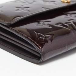 مملوكة مسبقًا Louis Vuitton Amarante Monogram Vernis Sarah Wallet