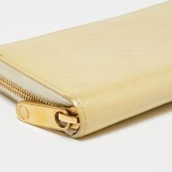 مملوكة مسبقًا محفظة لوي فيتون زيبي جلد لامع مونوغرامي لؤلؤي